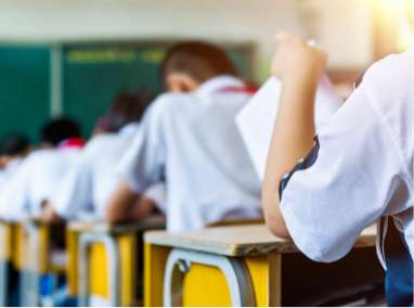 Choosing the Right Tuition Centre For A’ Levels Guidance: How Do Your Peers Pick Theirs?