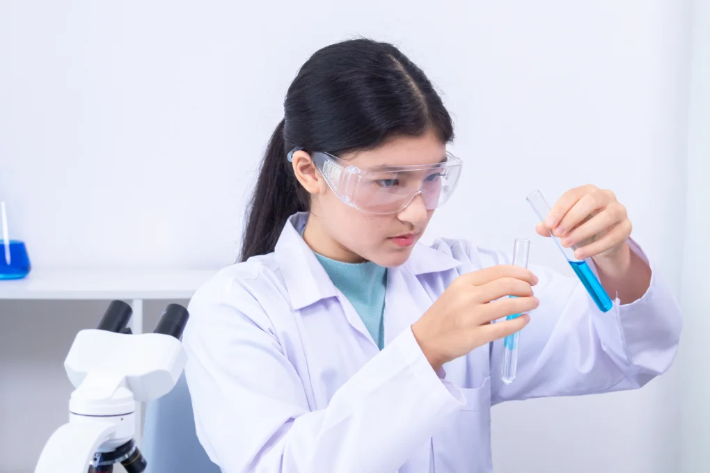How H2 Chemistry Tuition Helps You Overcome Common A-Level Misconceptions